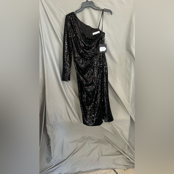 Mac Duggal 26688 NWT RUCHED SEQUINED ONE SHOULDER MIDI DRESS - Picture 5 of 7